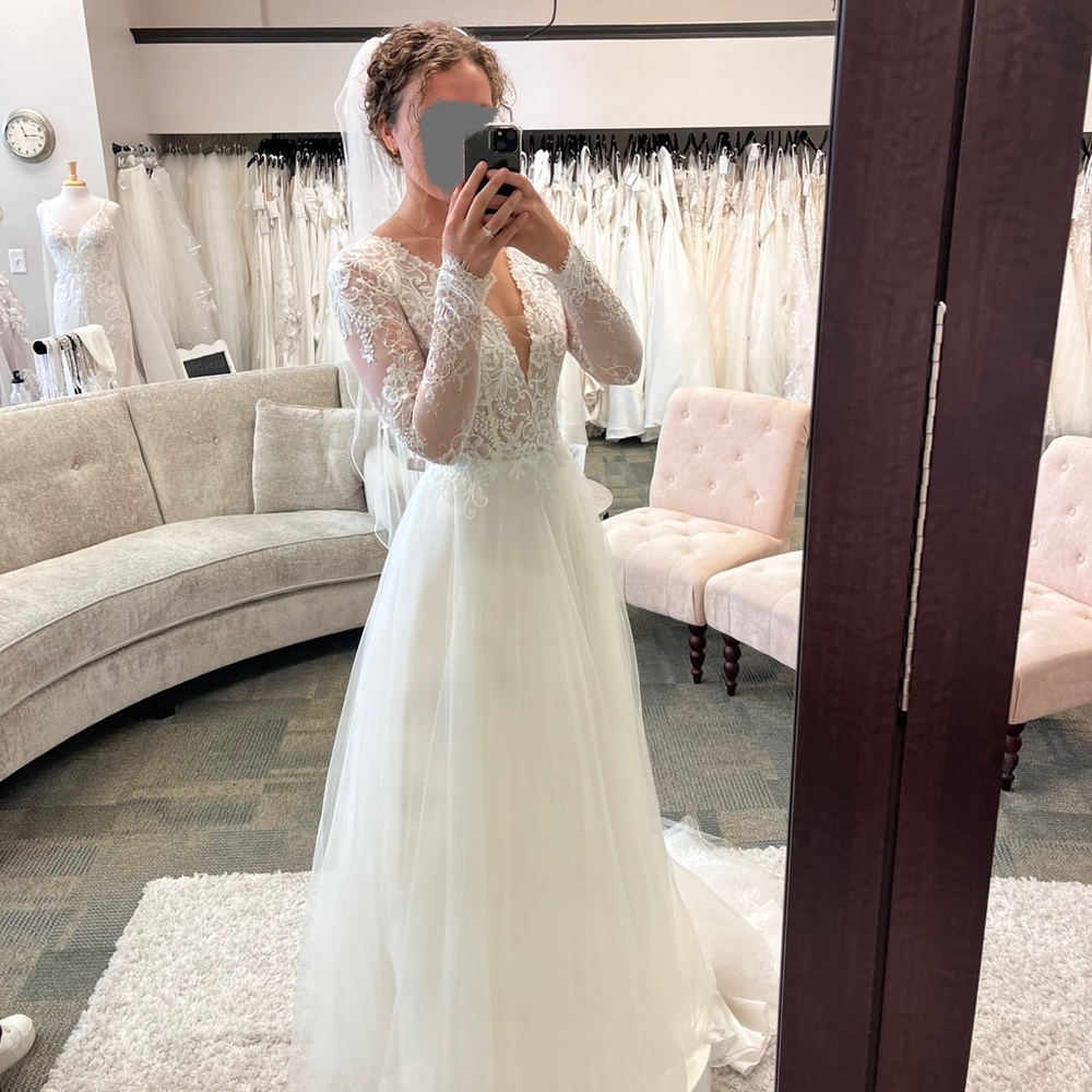 SINCERITY A-line Wedding Gown Style 44274 SIZE 8